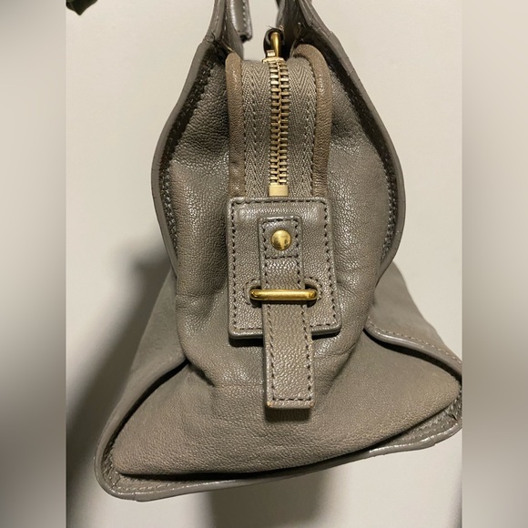 Yves Saint Laurent Chyc Cabas - Picture 6 of 15